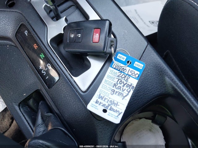Toyota Rav4 Xle 2018 JTMWFREV2JJ740291 Image 11