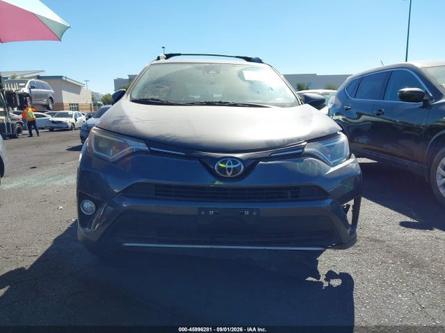 Toyota Rav4 Xle 2018 JTMWFREV2JJ740291 Image 12