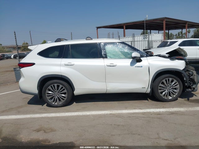 Toyota Highlander Hybrid Platinum 2020 5TDEBRCH1LS010088 Image 13
