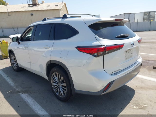 Toyota Highlander Hybrid Platinum 2020 5TDEBRCH1LS010088 Image 3