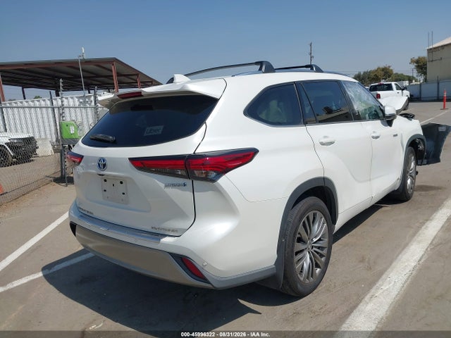 Toyota Highlander Hybrid Platinum 2020 5TDEBRCH1LS010088 Image 4