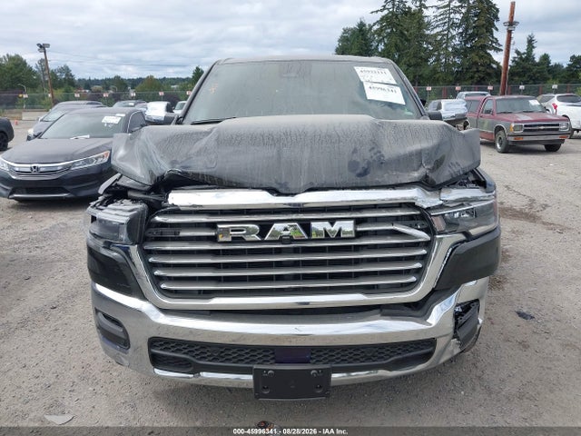 3C6SRFJP2T4181091 RAM 1500 Laramie 4x4 5&#039;7 Box