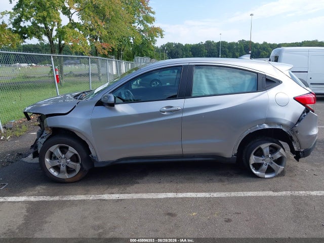 Продажа на аукционе авто 2022 Honda Hr-v Awd Lx, vin: 3CZRU6H35NM766298, номер лота: 45996353