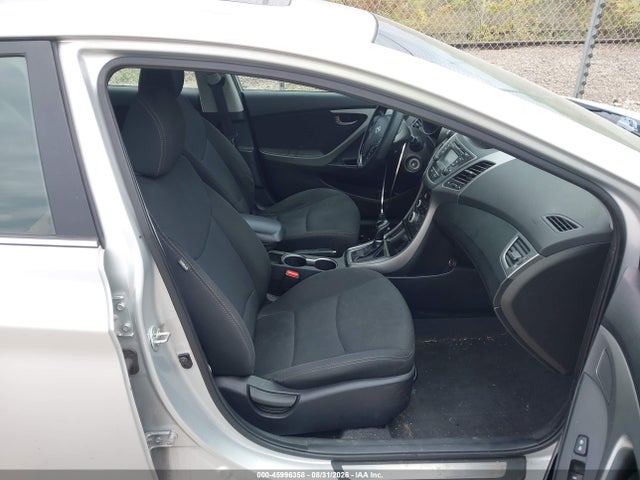 2015 Hyundai Elantra Se მანქანა იყიდება აუქციონზე, vin: 5NPDH4AE5FH619510, აუქციონის ნომერი: 45996358