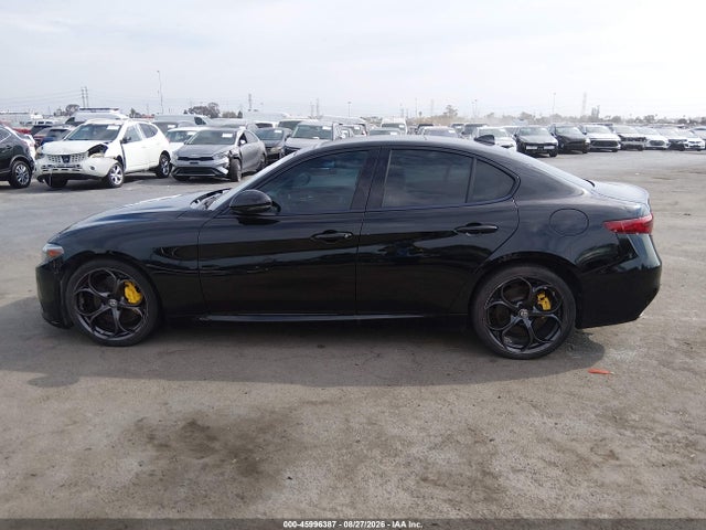 ZARFAECN3H7556839 Alfa Romeo Giulia Ti Rwd