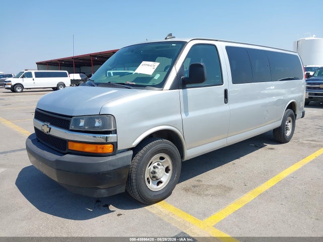 Chevrolet Express 3500 Ls 2019 1GAZGNFG1K1332989 Image 2