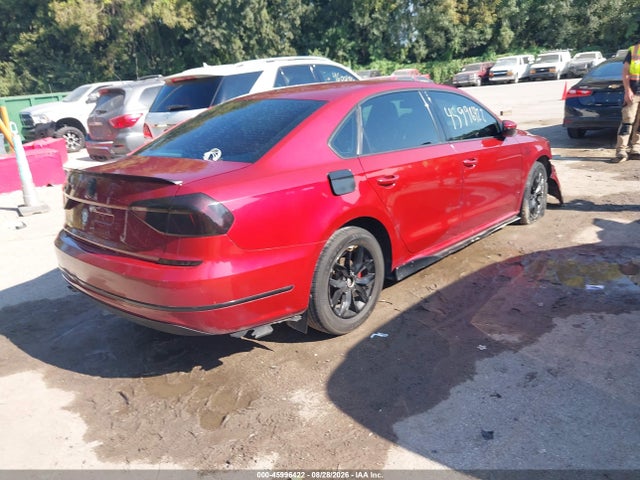 Продаж на аукціоні авто 2018 Volkswagen Passat 2.0t R-line/2.0t S, vin: 1VWAA7A3XJC015587, номер лоту: 45996422