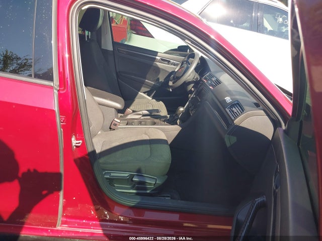 Продаж на аукціоні авто 2018 Volkswagen Passat 2.0t R-line/2.0t S, vin: 1VWAA7A3XJC015587, номер лоту: 45996422
