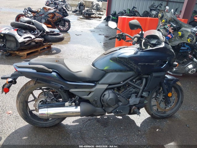 Honda Ctx700 D 2015 JH2RC6946FK100762 Image 12