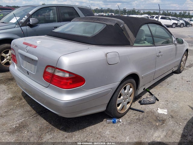 Продажа на аукционе авто 2002 Mercedes-benz Clk 320, vin: WDBLK65G22T123573, номер лота: 45996460