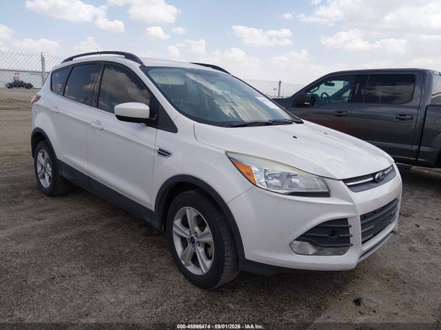 45996474 :رقم المزاد ، 1FMCU0GX9GUA76304 vin ، 2016 Ford Escape Se مزاد بيع