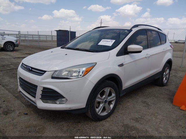 45996474 :رقم المزاد ، 1FMCU0GX9GUA76304 vin ، 2016 Ford Escape Se مزاد بيع