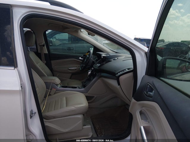 45996474 :رقم المزاد ، 1FMCU0GX9GUA76304 vin ، 2016 Ford Escape Se مزاد بيع