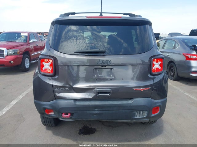 2021 Jeep Renegade Trailhawk 4x4 მანქანა იყიდება აუქციონზე, vin: ZACNJDC11MPM40532, აუქციონის ნომერი: 45996517