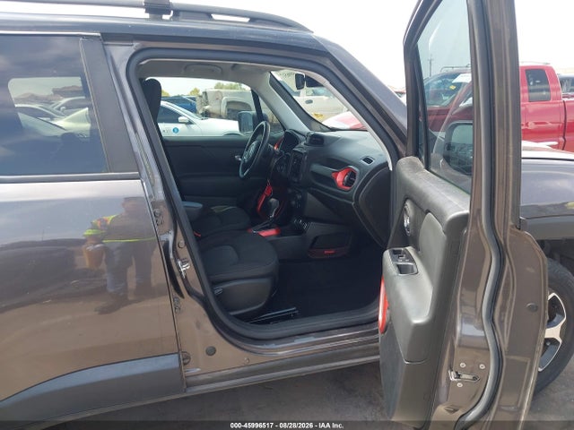 2021 Jeep Renegade Trailhawk 4x4 მანქანა იყიდება აუქციონზე, vin: ZACNJDC11MPM40532, აუქციონის ნომერი: 45996517
