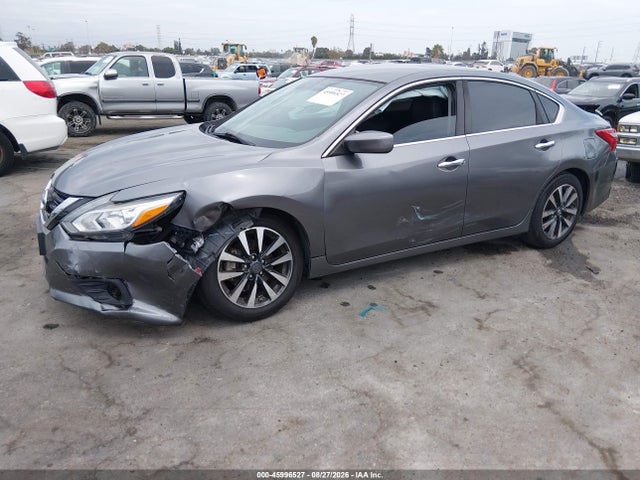 Nissan Altima 2.5 Sv 2017 1N4AL3AP4HC212702 Image 2