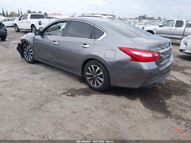 Nissan Altima 2.5 Sv 2017 1N4AL3AP4HC212702 Image 3