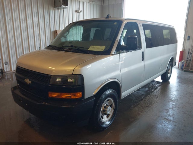 2020 Chevrolet Express Passenger Rwd 3500 Extended Wheelbase Ls მანქანა იყიდება აუქციონზე, vin: 1GAZGNFG4L1266908, აუქციონის ნომერი: 45996554