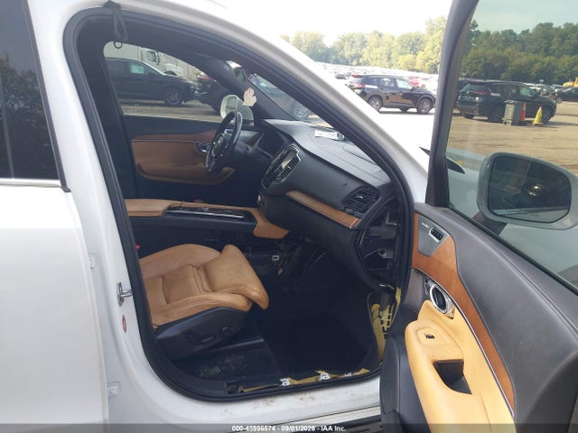 Продажа на аукционе авто 2016 Volvo Xc90 Hybrid T8 Inscription, vin: YV4BC0PL1G1051217, номер лота: 45996574
