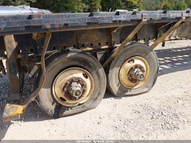 1992 Utility Trailer Mfg Utility Trailer Mfg მანქანა იყიდება აუქციონზე, vin: 1UYTS2486NA802316, აუქციონის ნომერი: 45996583