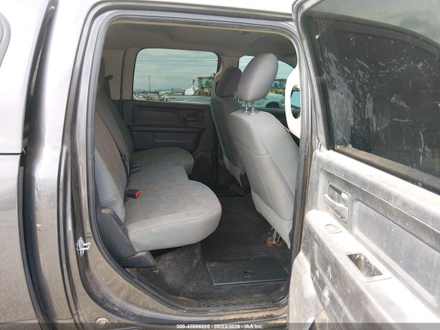 Продажа на аукционе авто 2018 Ram 1500 Tradesman  4x4 5'7 Box, vin: 3C6RR7KT7JG130438, номер лота: 45996585
