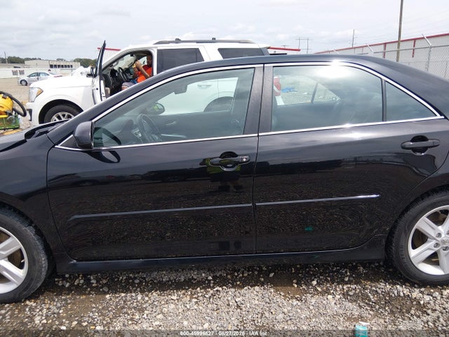 2014 Toyota Camry Se მანქანა იყიდება აუქციონზე, vin: 4T1BF1FK2EU829525, აუქციონის ნომერი: 45996627
