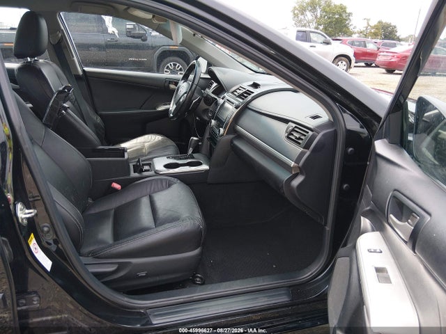 2014 Toyota Camry Se მანქანა იყიდება აუქციონზე, vin: 4T1BF1FK2EU829525, აუქციონის ნომერი: 45996627