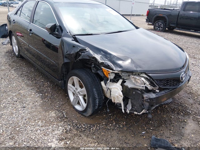 2014 Toyota Camry Se მანქანა იყიდება აუქციონზე, vin: 4T1BF1FK2EU829525, აუქციონის ნომერი: 45996627