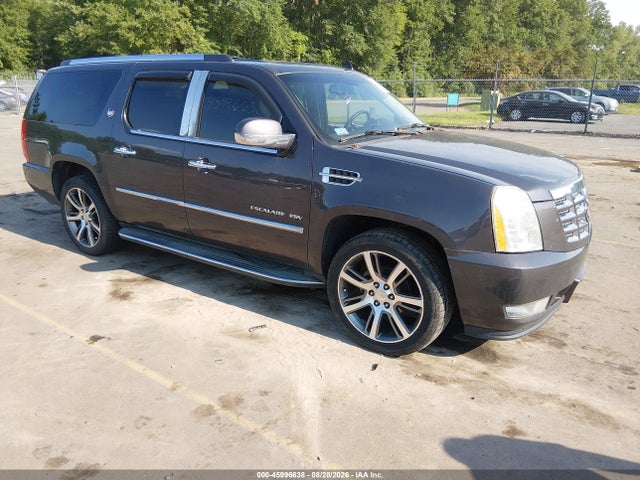 2011 Cadillac Escalade Esv Luxury მანქანა იყიდება აუქციონზე, vin: 1GYS4HEF2BR254066, აუქციონის ნომერი: 45996638