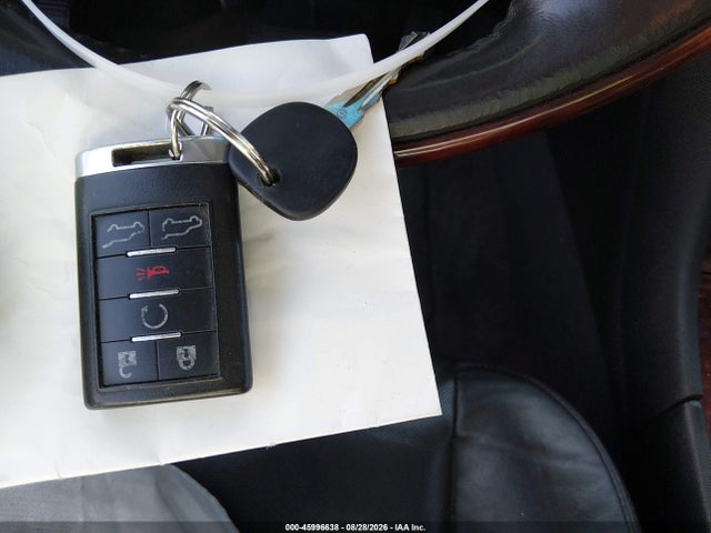 2011 Cadillac Escalade Esv Luxury მანქანა იყიდება აუქციონზე, vin: 1GYS4HEF2BR254066, აუქციონის ნომერი: 45996638
