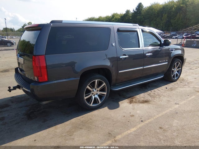 2011 Cadillac Escalade Esv Luxury მანქანა იყიდება აუქციონზე, vin: 1GYS4HEF2BR254066, აუქციონის ნომერი: 45996638