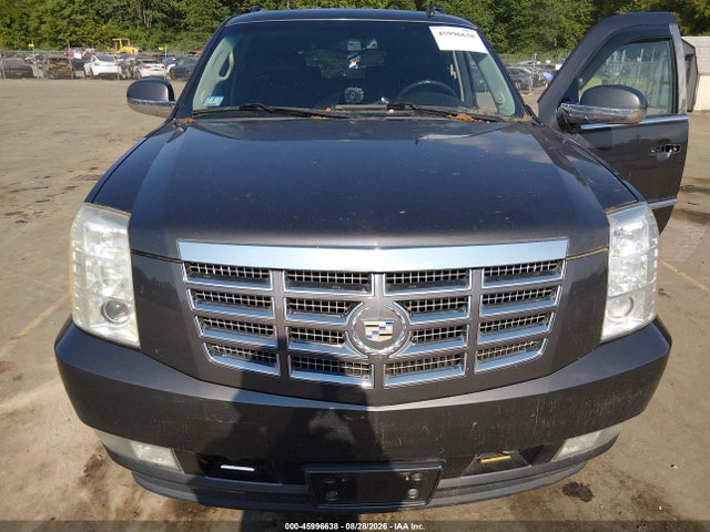 2011 Cadillac Escalade Esv Luxury მანქანა იყიდება აუქციონზე, vin: 1GYS4HEF2BR254066, აუქციონის ნომერი: 45996638