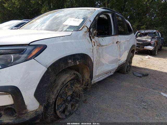 Продаж на аукціоні авто 2022 Honda Pilot Awd Trailsport, vin: 5FNYF6H88NB077884, номер лоту: 45996648