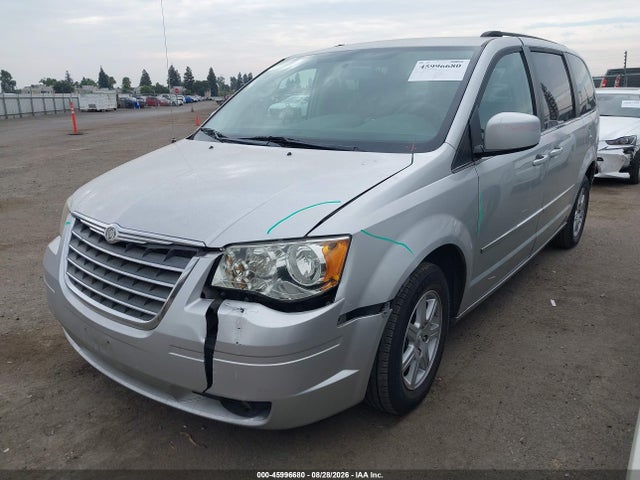 2010 Chrysler Town & Country Touring მანქანა იყიდება აუქციონზე, vin: 2A4RR5D14AR253238, აუქციონის ნომერი: 45996680
