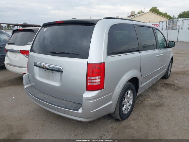 2010 Chrysler Town & Country Touring მანქანა იყიდება აუქციონზე, vin: 2A4RR5D14AR253238, აუქციონის ნომერი: 45996680