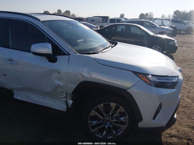 45996689 :رقم المزاد ، 2T3C1RFV4PW262840 vin ، 2023 Toyota Rav4 Xle Premium مزاد بيع