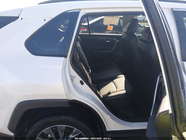 45996689 :رقم المزاد ، 2T3C1RFV4PW262840 vin ، 2023 Toyota Rav4 Xle Premium مزاد بيع