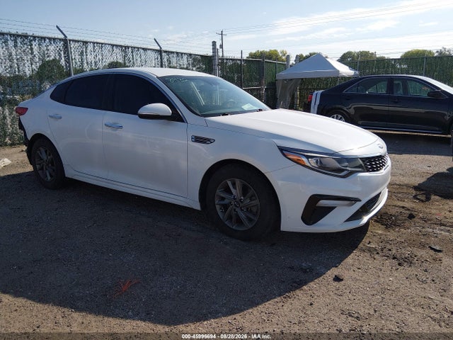 Продажа на аукционе авто 2019 Kia Optima Lx, vin: 5XXGT4L3XKG341796, номер лота: 45996694