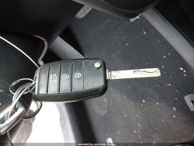 Продажа на аукционе авто 2016 Kia Optima Lx, vin: KNAGT4L36G5070647, номер лота: 45996700
