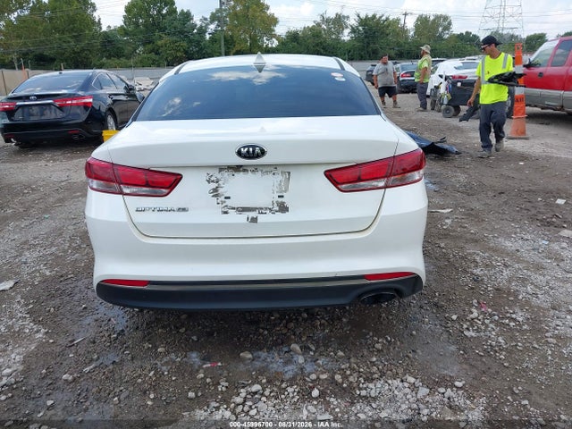 Продажа на аукционе авто 2016 Kia Optima Lx, vin: KNAGT4L36G5070647, номер лота: 45996700