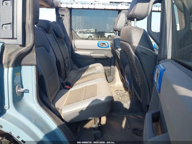 Ford Bronco Black Diamond 2023 1FMEE5DH1PLB07616 Image 8