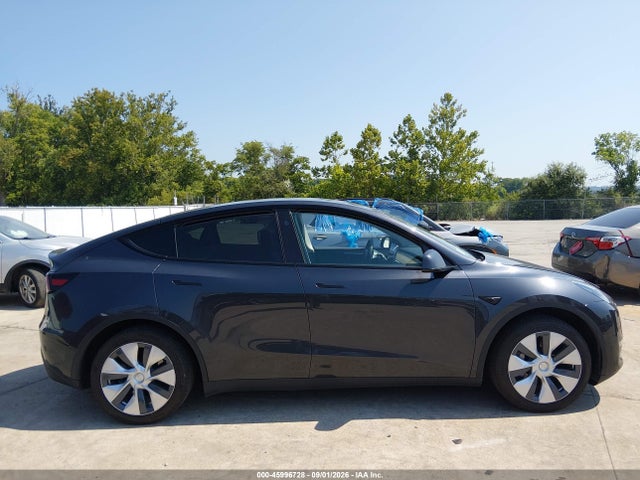 45996728 :رقم المزاد ، 7SAYGDED9RF017916 vin ، 2024 Tesla Model Y مزاد بيع