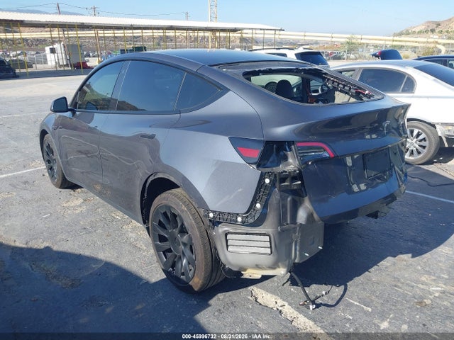 2022 Tesla Model Y Long Range Dual Motor All-wheel Drive მანქანა იყიდება აუქციონზე, vin: 7SAYGDEE7NF413894, აუქციონის ნომერი: 45996732