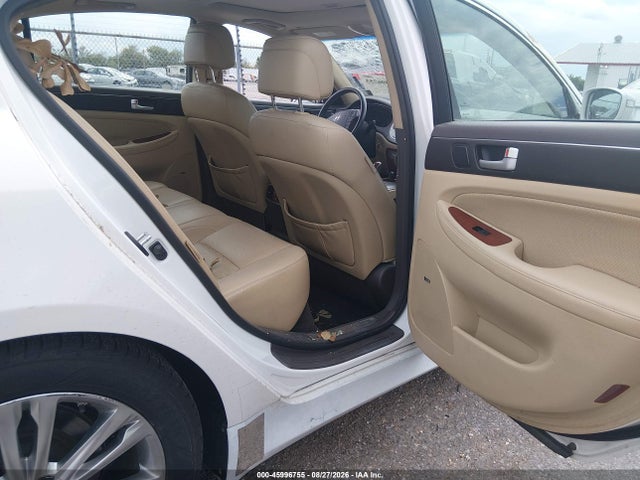 45996755 :رقم المزاد ، KMHGC4DD8CU204578 vin ، 2012 Hyundai Genesis 3.8 مزاد بيع