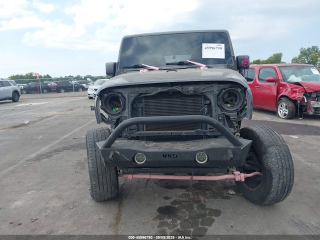 45996790 :رقم المزاد ، 1C4BJWDG6HL615114 vin ، 2017 Jeep Wrangler Unlimited Sport 4x4 مزاد بيع