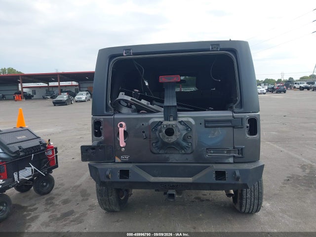45996790 :رقم المزاد ، 1C4BJWDG6HL615114 vin ، 2017 Jeep Wrangler Unlimited Sport 4x4 مزاد بيع