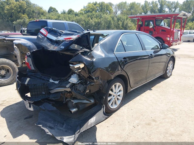 2014 Toyota Camry Hybrid Xle მანქანა იყიდება აუქციონზე, vin: 4T1BD1FK0EU136801, აუქციონის ნომერი: 45996797