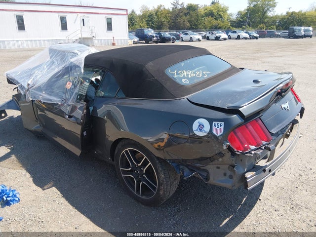 45996815 :رقم المزاد ، 1FATP8UH5J5133032 vin ، 2018 Ford Mustang Ecoboost Premium مزاد بيع