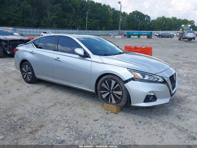 Auction sale of the 2019 Nissan Altima 2.5 Sl, vin: 1N4BL4EV7KC201526, lot number: 45996851