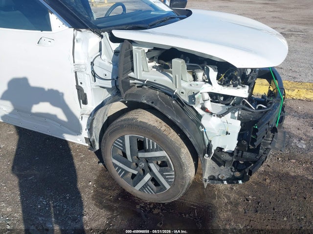2025 Nissan Kicks Sv Fwd მანქანა იყიდება აუქციონზე, vin: 3N8AP6CA0SL410542, აუქციონის ნომერი: 45996858